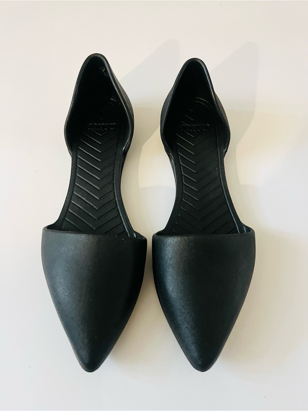 NATIVE BLACK RUBBER Shoe - Pointed Toe Flats Womens Size 7